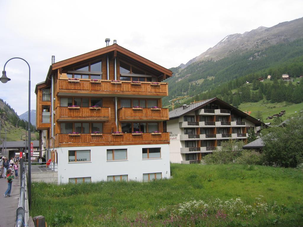 Turuwang Apartment Zermatt Luaran gambar