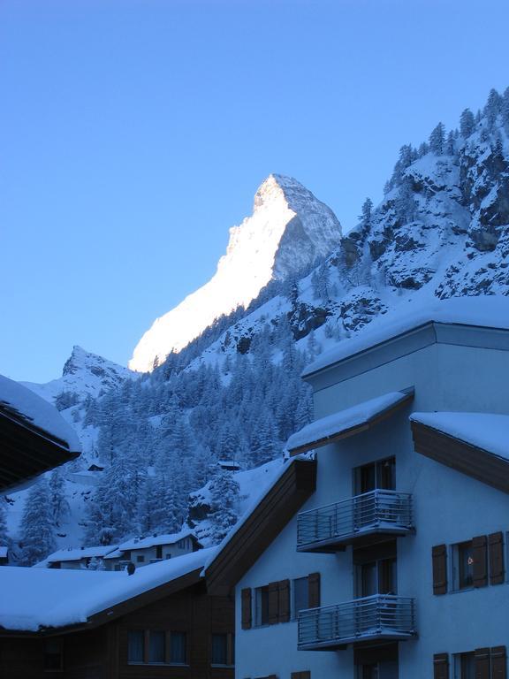 Turuwang Apartment Zermatt Luaran gambar